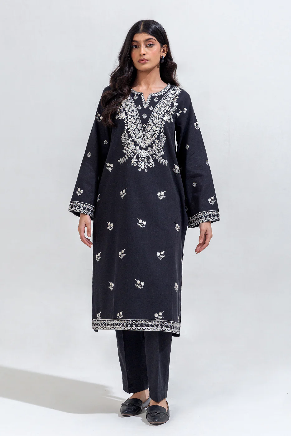 2 PIECE EMBROIDERED KHADDAR SUIT (PRET) - Image 3