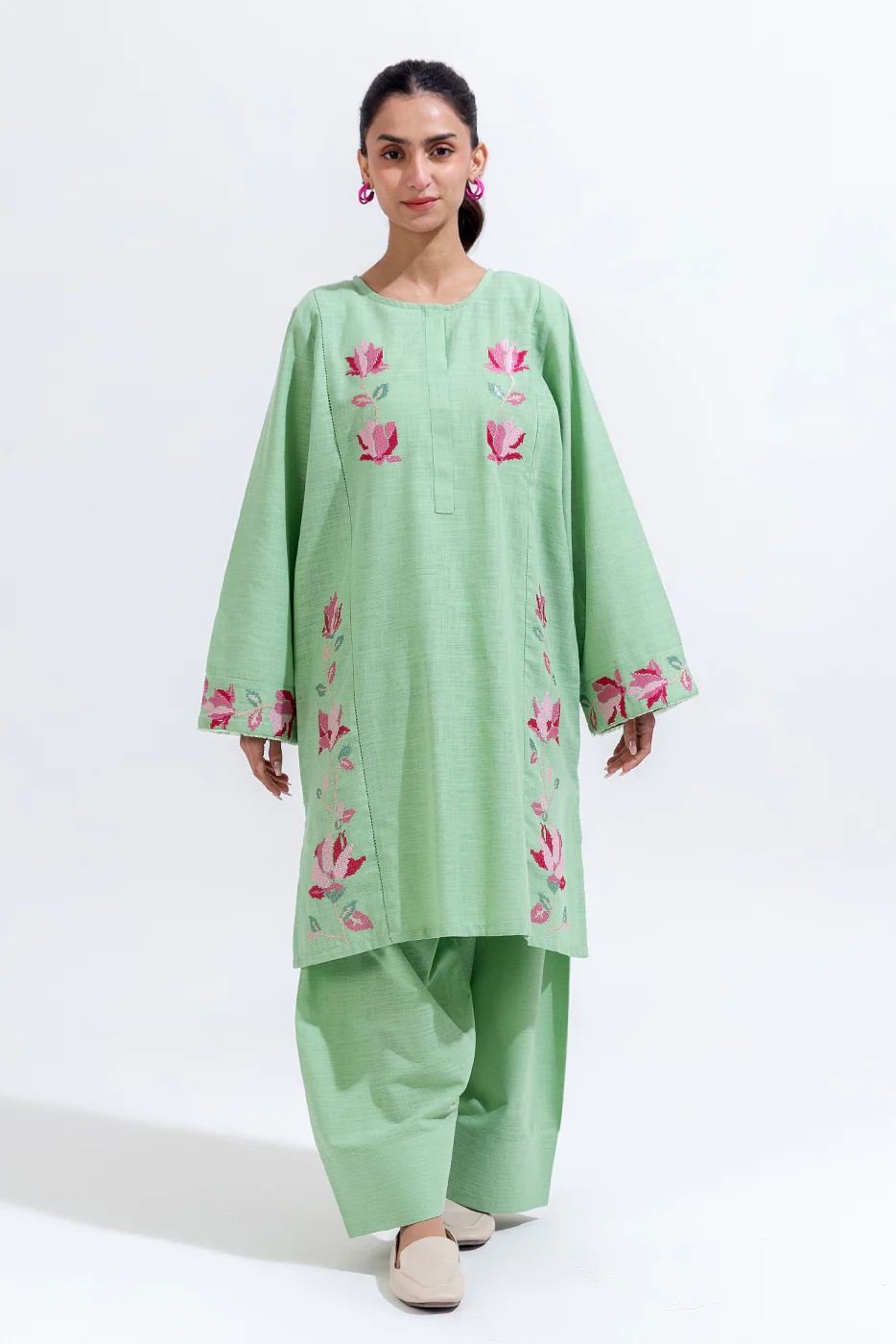 2 PIECE EMBROIDERED TWO WAY SLUB SUIT (PRET) - Image 2