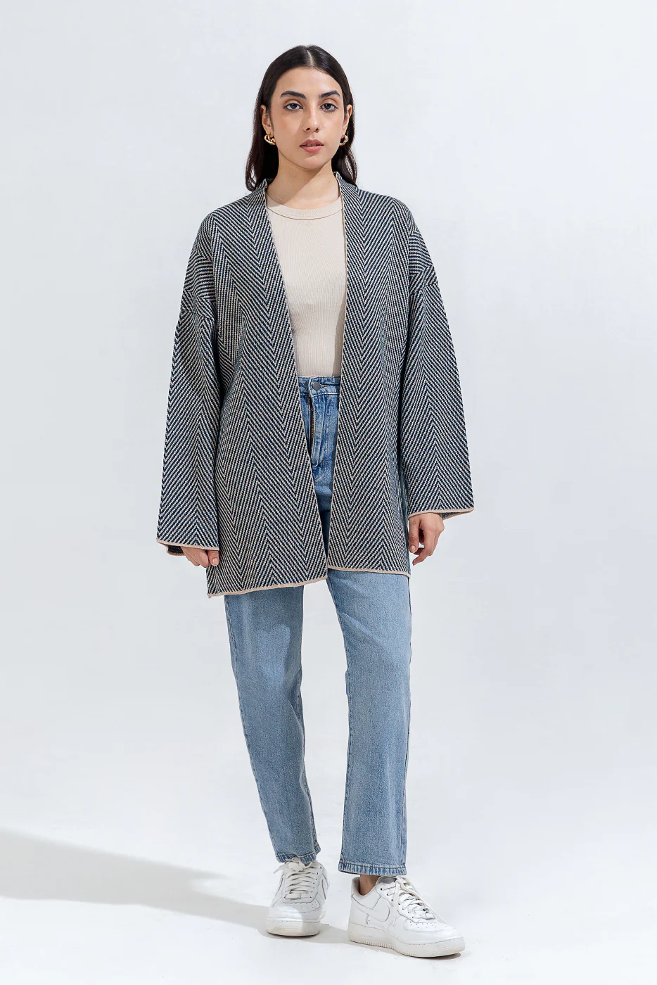 HERRINGBONE SHRUG - Image 4