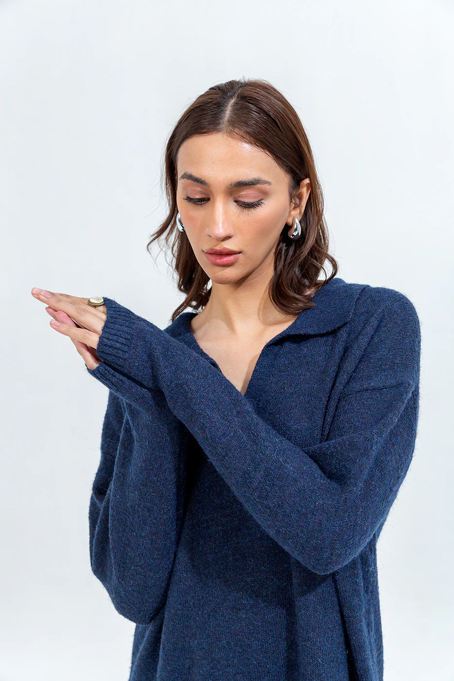 KNITTED COLLAR DRESS - Image 4