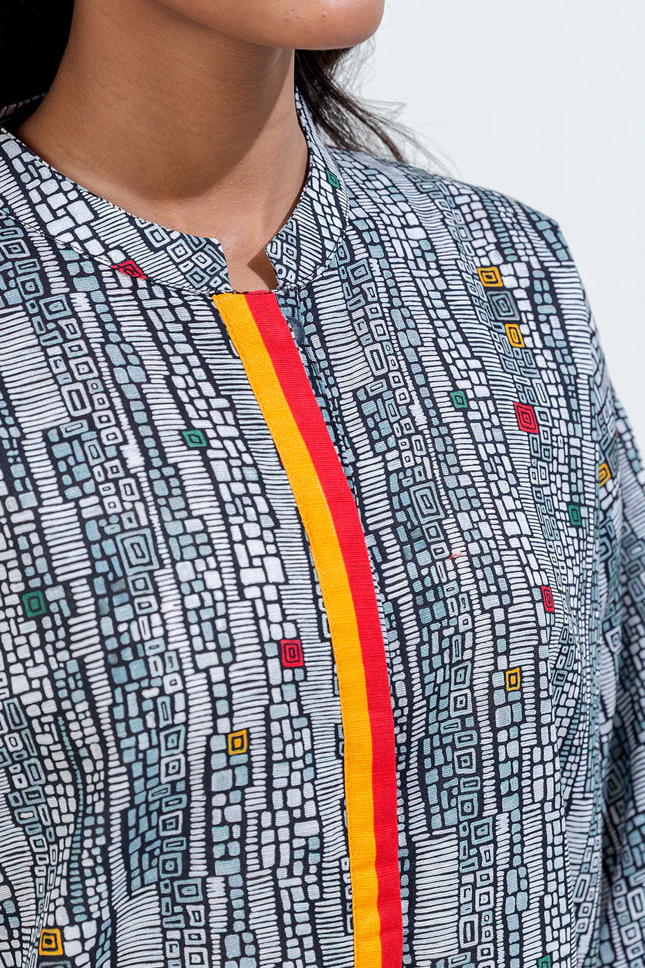 PRINTED KHADDAR SHIRT (PRET) - Image 4