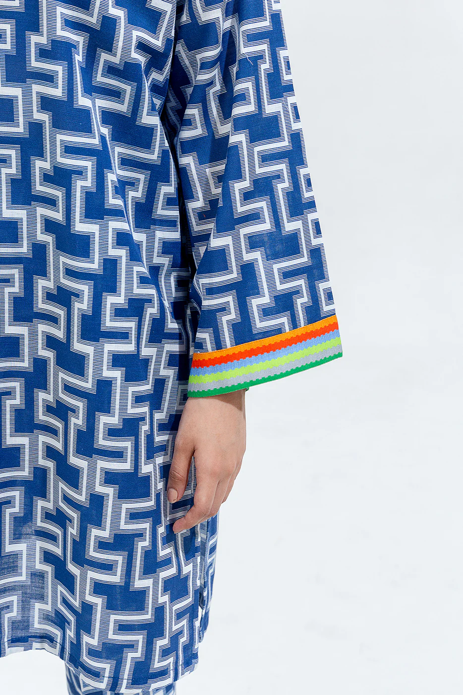 PRINTED KHADDAR SHIRT (PRET) - Image 5