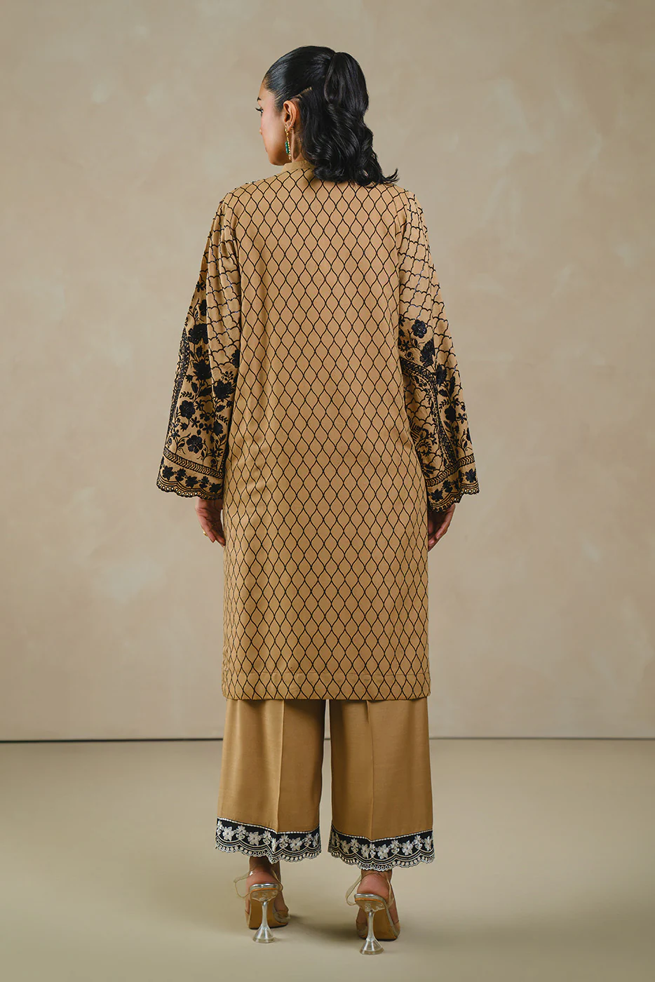 2 PIECE EMBROIDERED RAW SILK SUIT (LUXURY-PRET) - Image 4