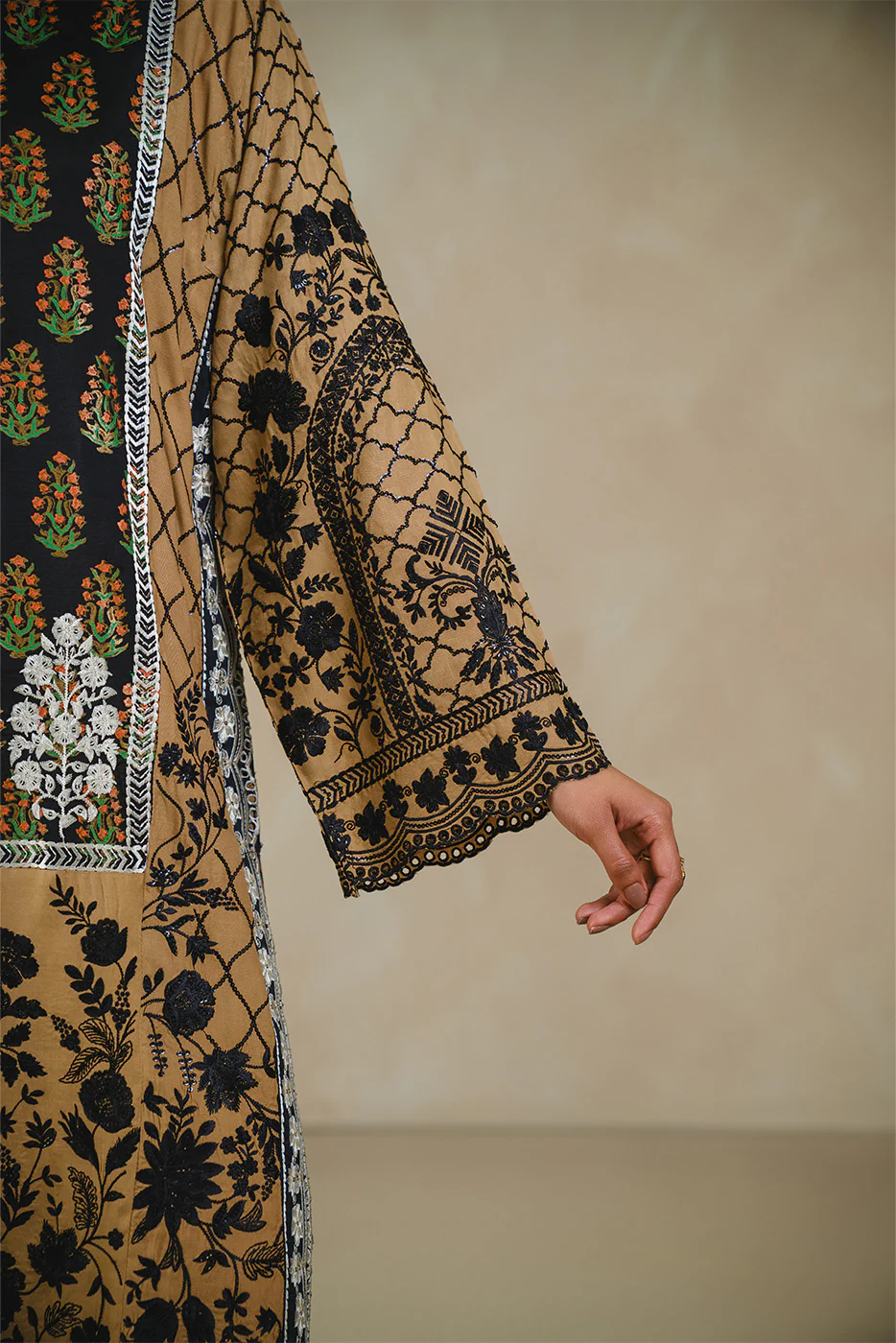 2 PIECE EMBROIDERED RAW SILK SUIT (LUXURY-PRET) - Image 6