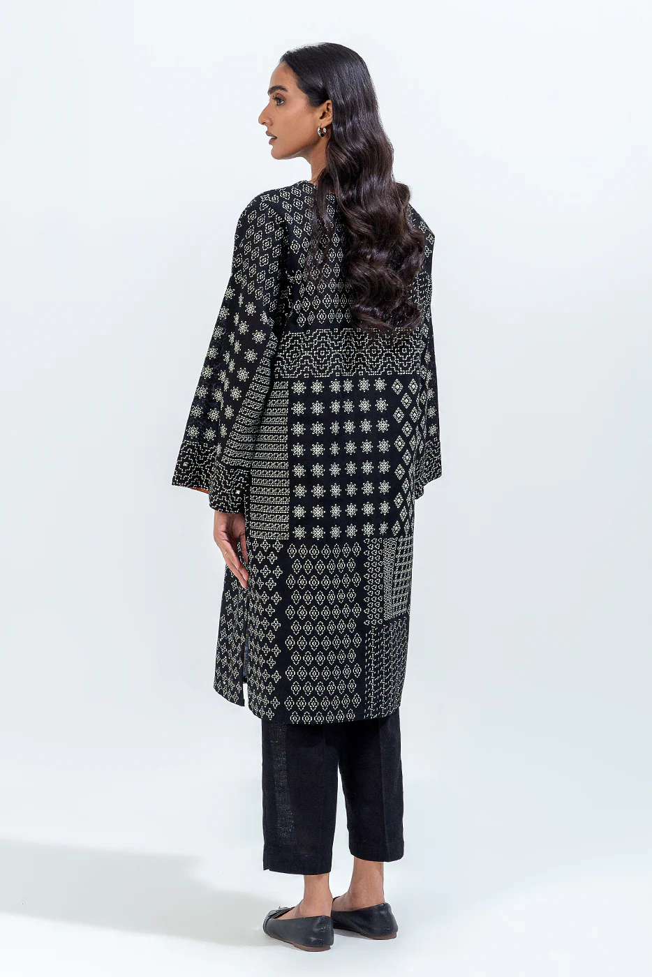 2 PIECE PRINTED KHADDAR JACQUARD SUIT (PRET) - Image 3