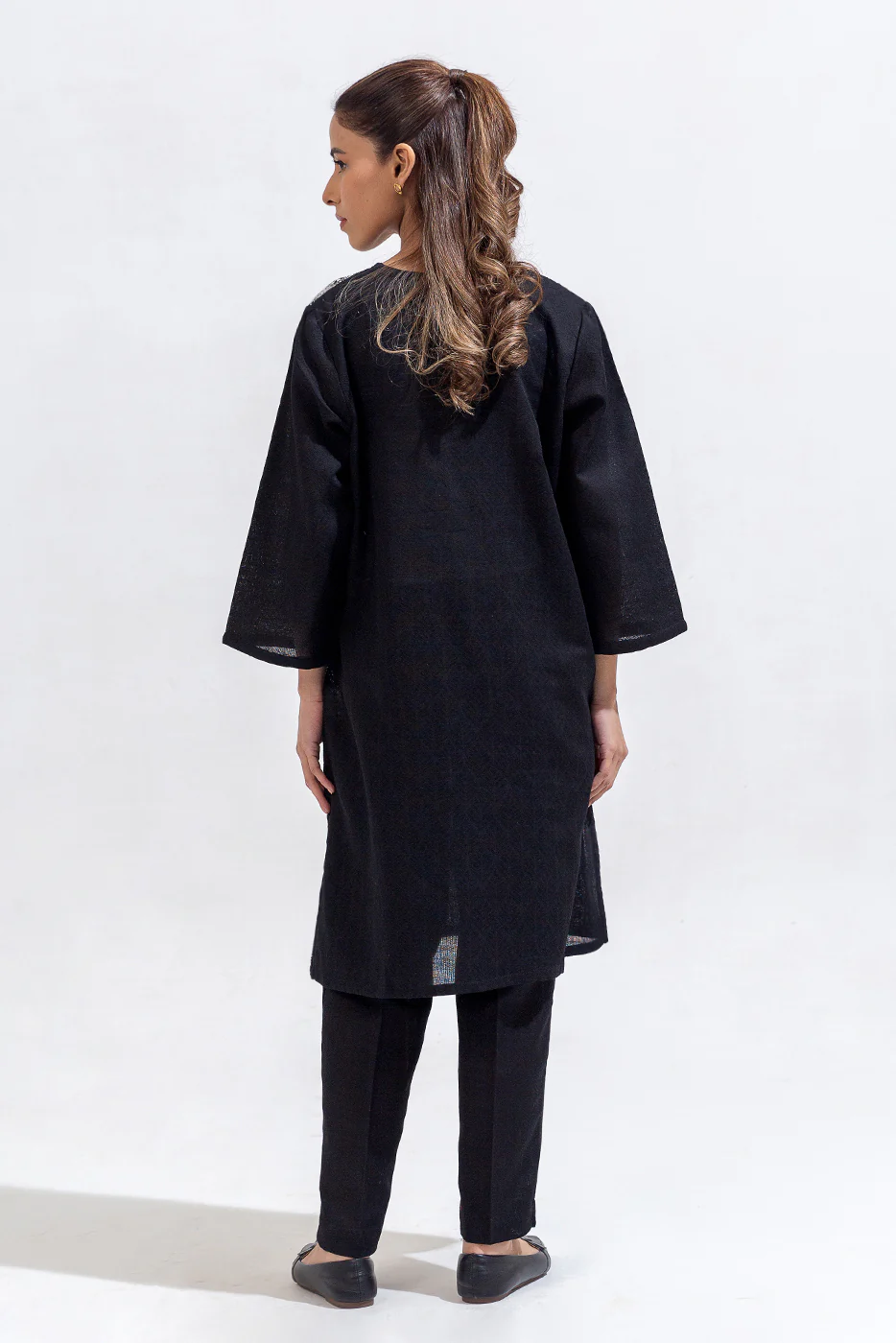 2 PIECE EMBROIDERED KHADDAR JACQUARD SUIT (PRET) - Image 3