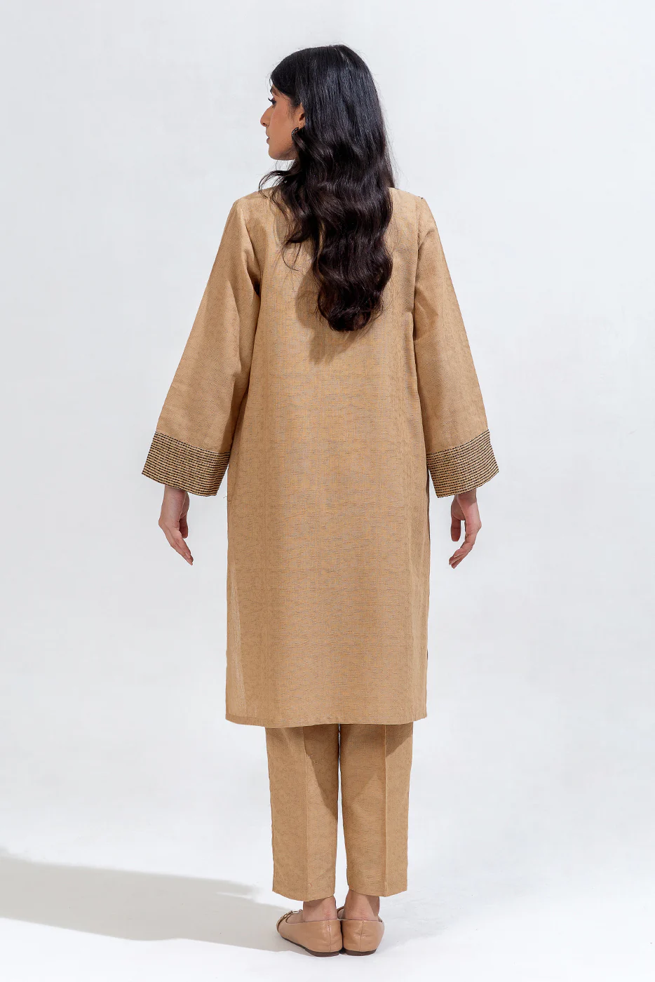 2 PIECE EMBROIDERED KHADDAR JACQUARD SUIT (PRET) - Image 2