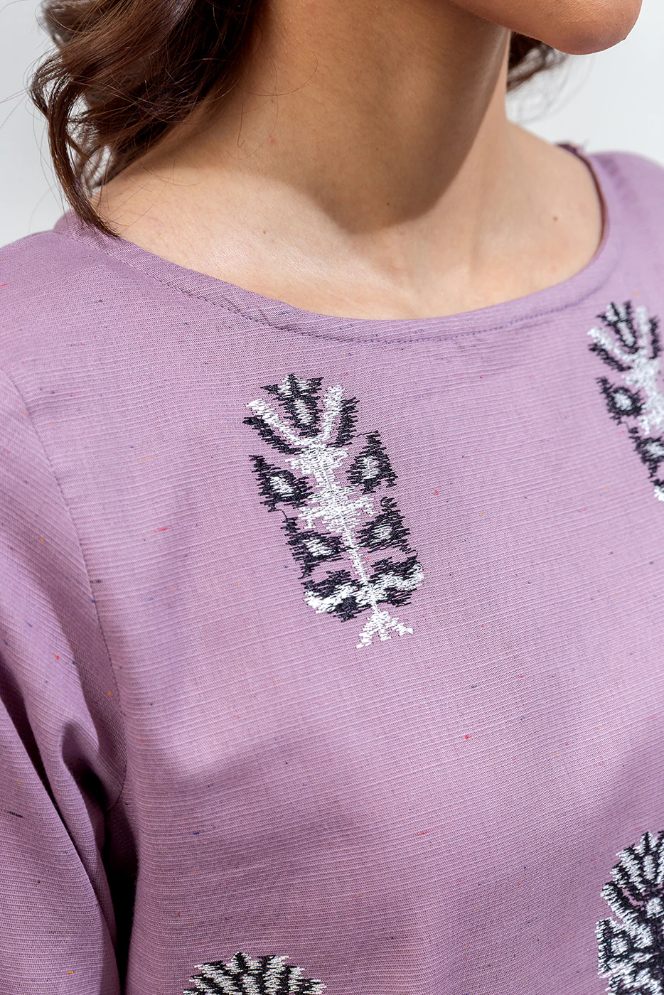2 PIECE EMBROIDERED KHADDAR SUIT (PRET) - Image 3