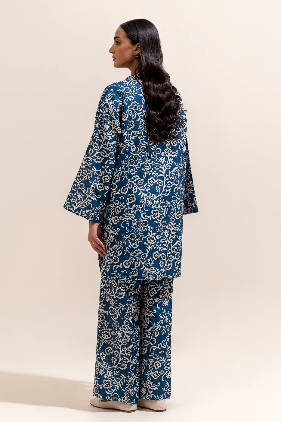 2 PIECE PRINTED KHADDAR SUIT-AZURE CURVE (UNSTITCHED) - Image 2