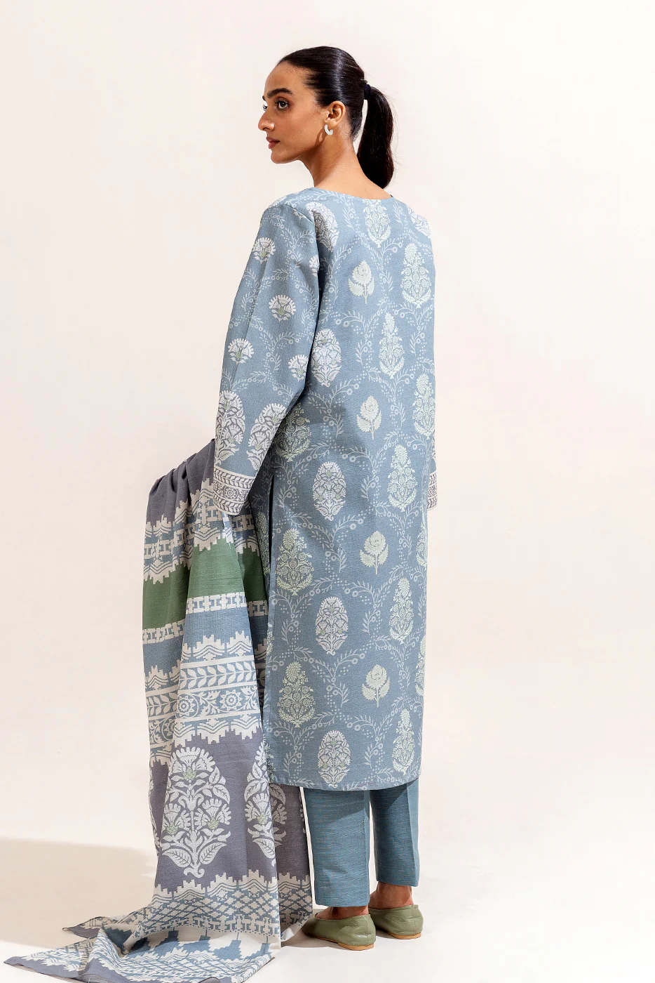 3 PIECE PRINTED KHADDAR SUIT-ARCTIC GRACE (UNSTITCHED) - Image 5