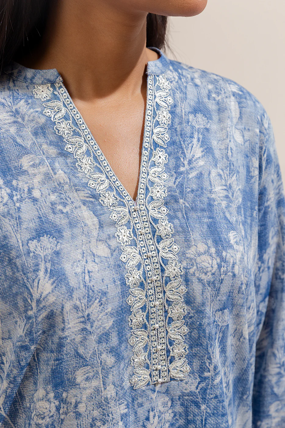 2 PIECE EMBROIDERED KHADDAR SUIT-TEXTURE TWIST (UNSTITCHED) - Image 4