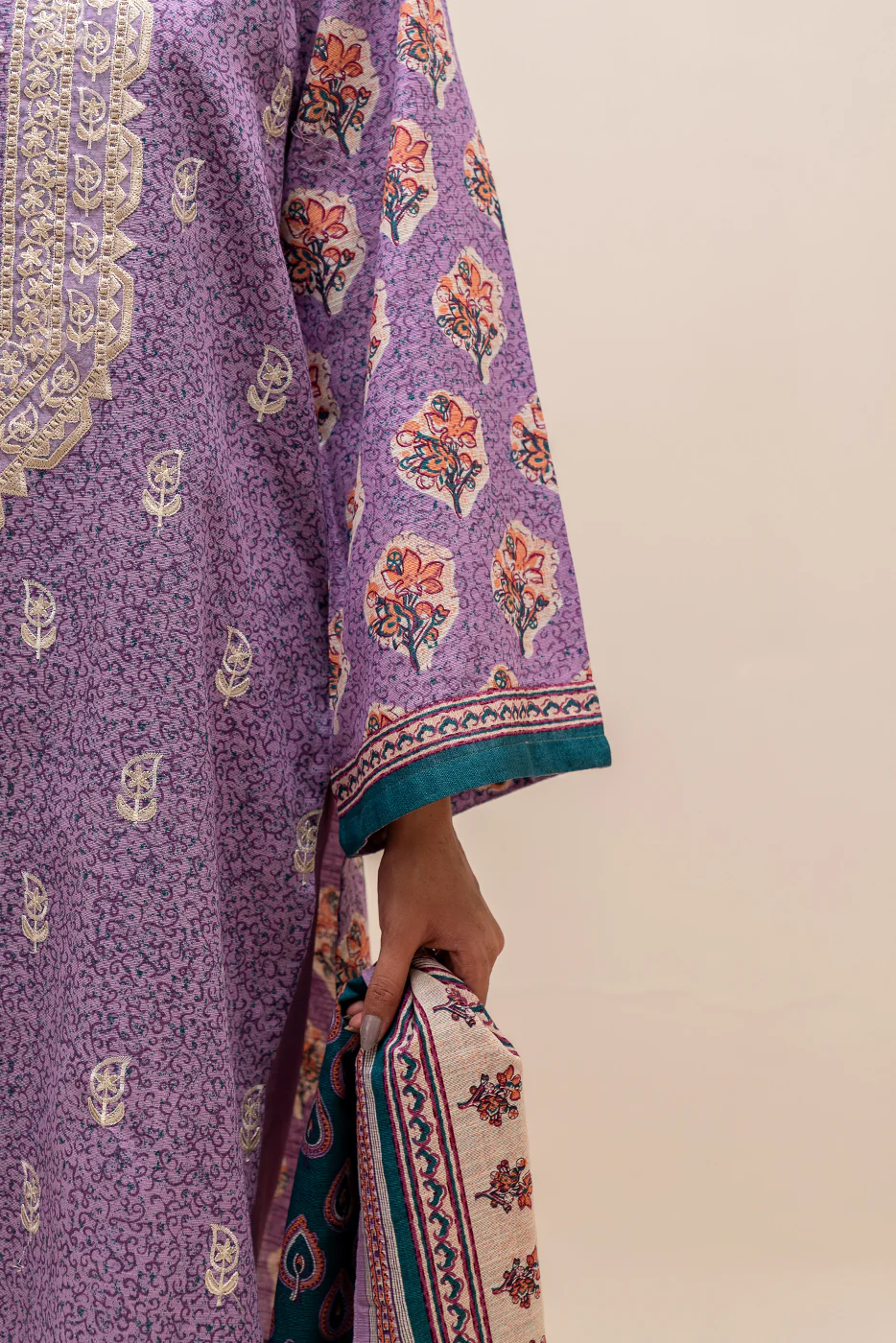 3 PIECE EMBROIDERED KHADDAR SUIT-PERIWINKLE BLOOM (UNSTITCHED) - Image 5
