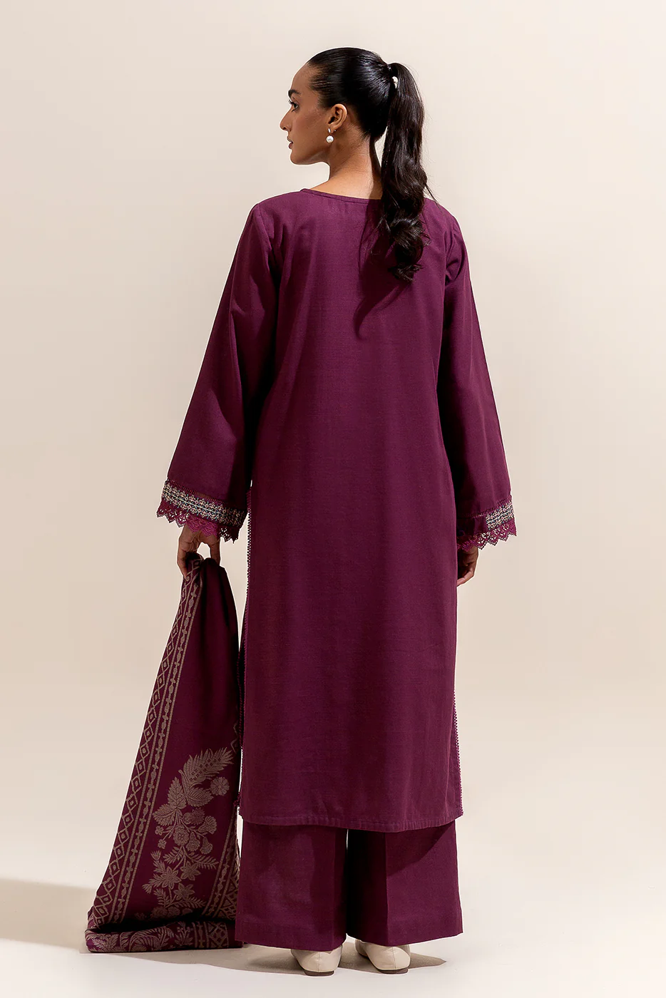 2 PIECE EMBROIDERED KHADDAR SUIT-SANGRIA MUSK (UNSTITCHED) - Image 4