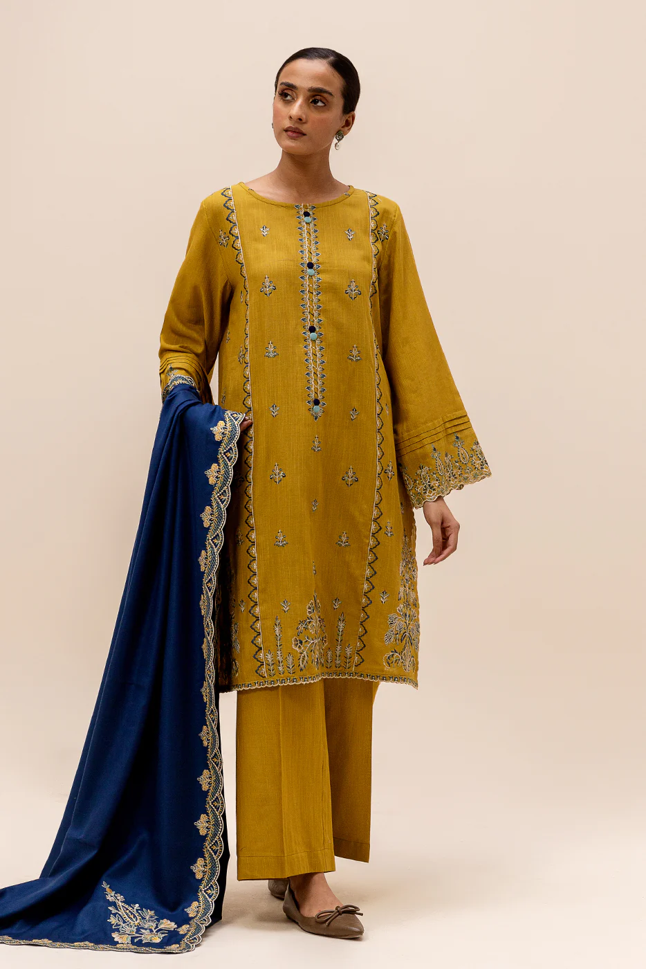3 PIECE EMBROIDERED KHADDAR SUIT-CANARY ADORN (UNSTITCHED) - Image 4