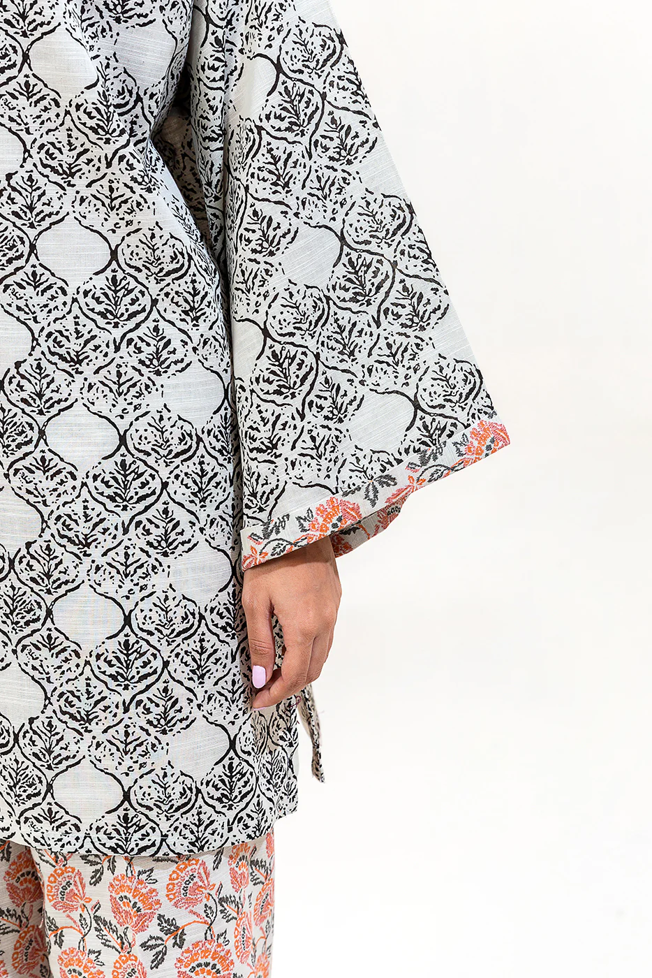 2 PIECE PRINTED KHADDAR SUIT-IVORY MAZE (UNSTITCHED) - Image 5