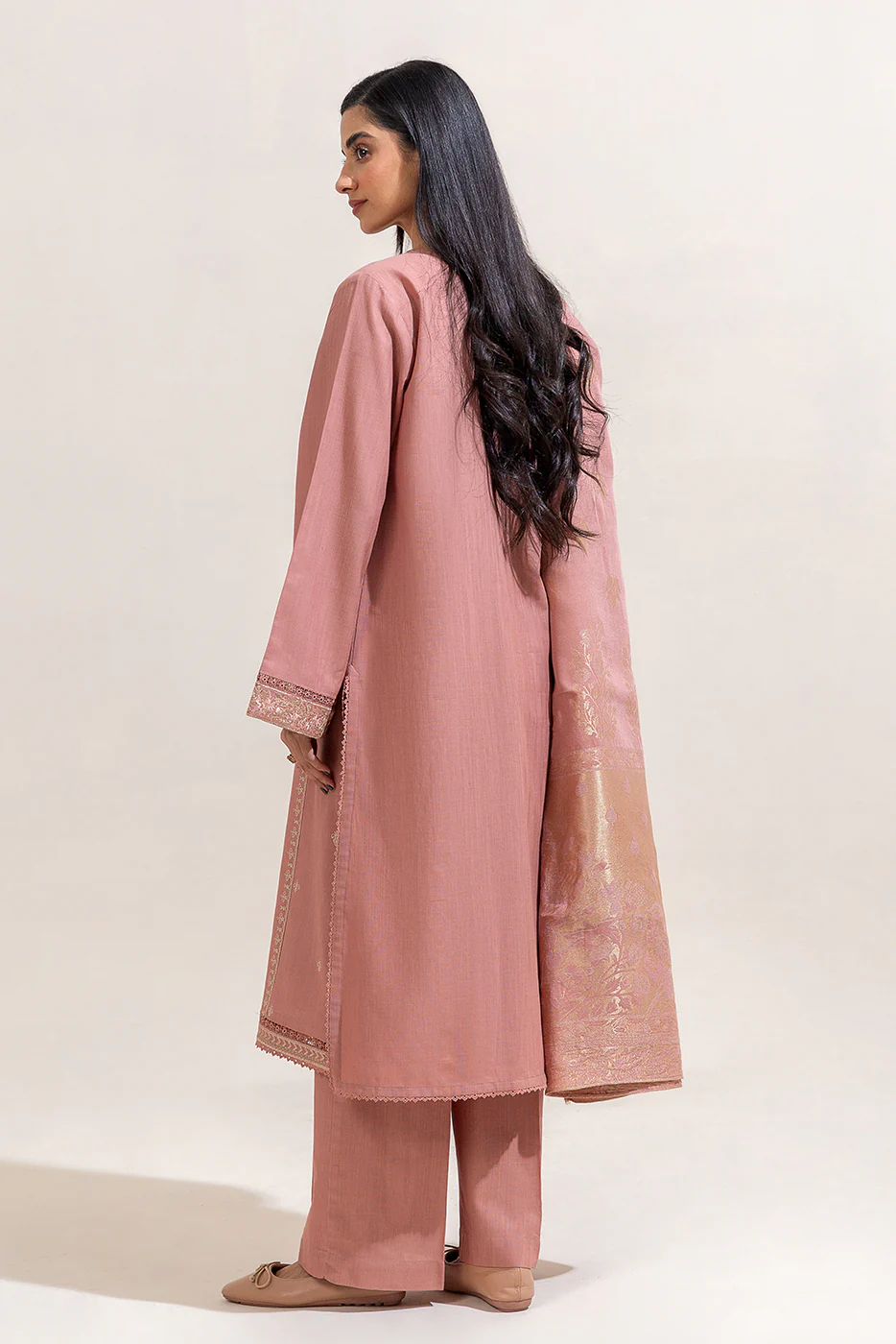 3 PIECE EMBROIDERED KHADDAR SUIT-ROSE PINK (UNSTITCHED) - Image 6