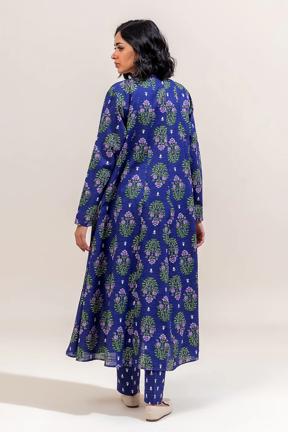 2 PIECE PRINTED KHADDAR SUIT-BERRY GARDEN (UNSTITCHED) - Image 3