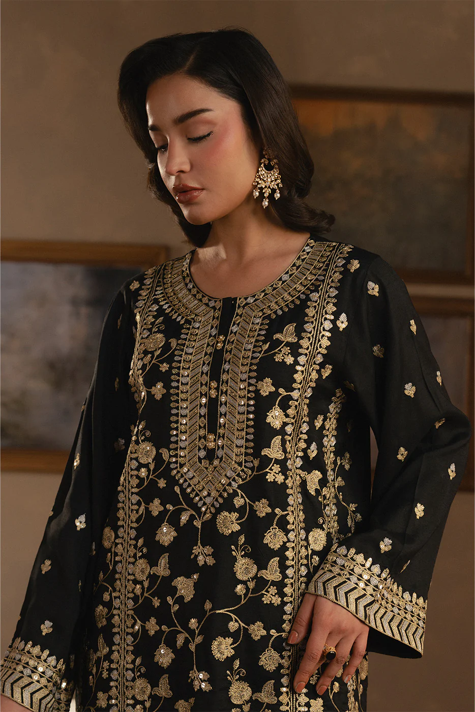 3 PIECE EMBROIDERED RAW SILK SUIT (LUXURY-PRET) - Image 2