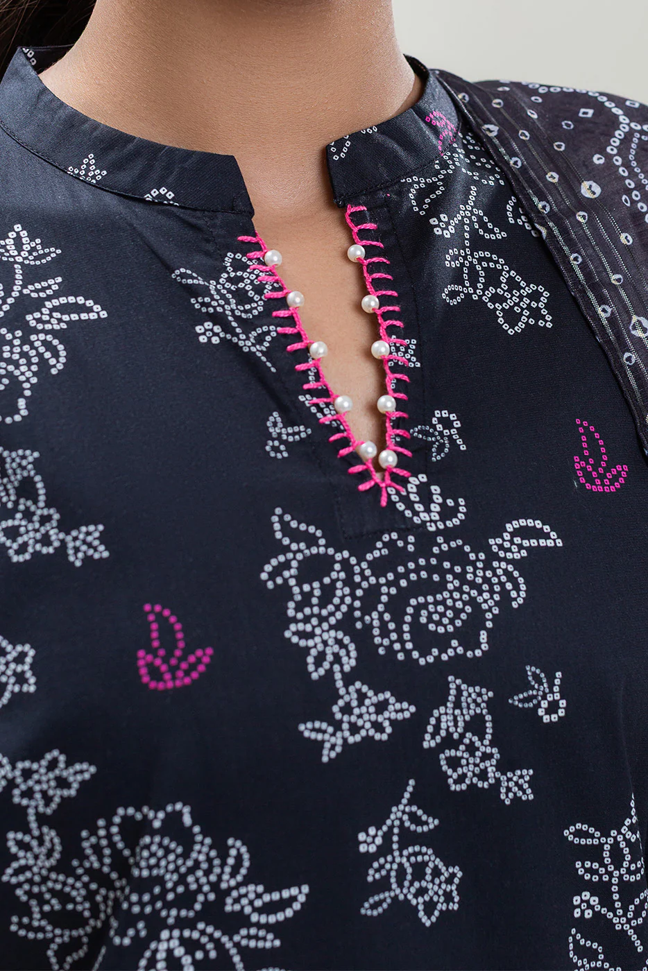 2 PIECE EMBROIDERED COTTON VISCOSE SHIRT (PRET) - Image 2