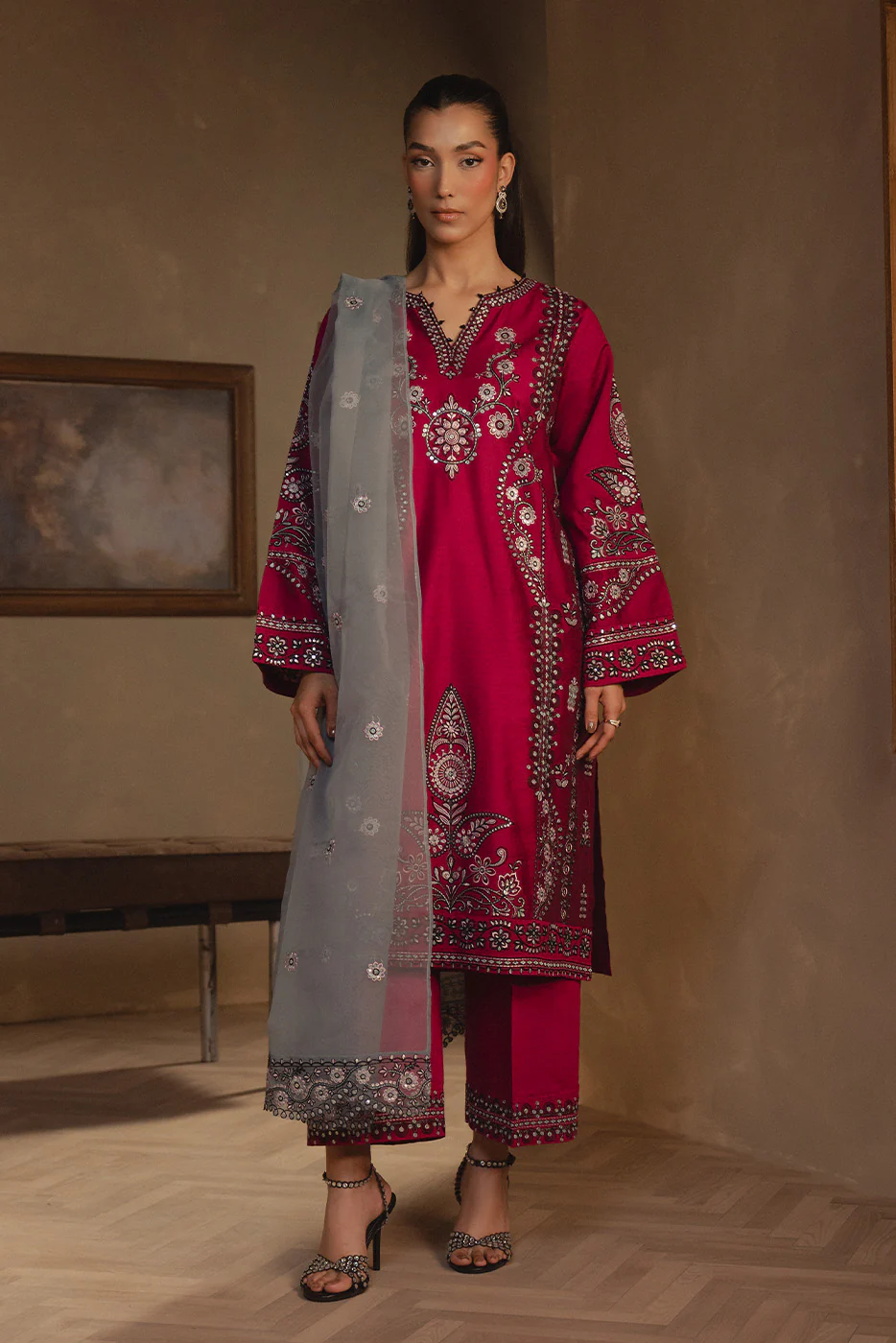 3 PIECE EMBROIDERED TWO TONE SUIT (LUXURY PRET) - Image 4