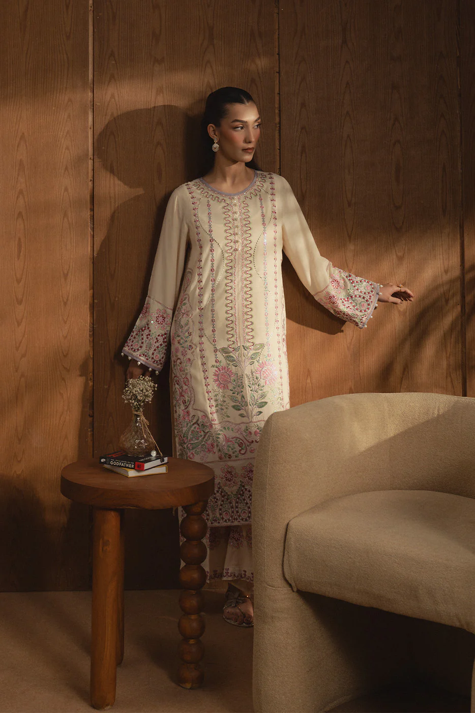 2 PIECE EMBROIDERED RAW SILK SUIT (LUXURY PRET) - Image 3