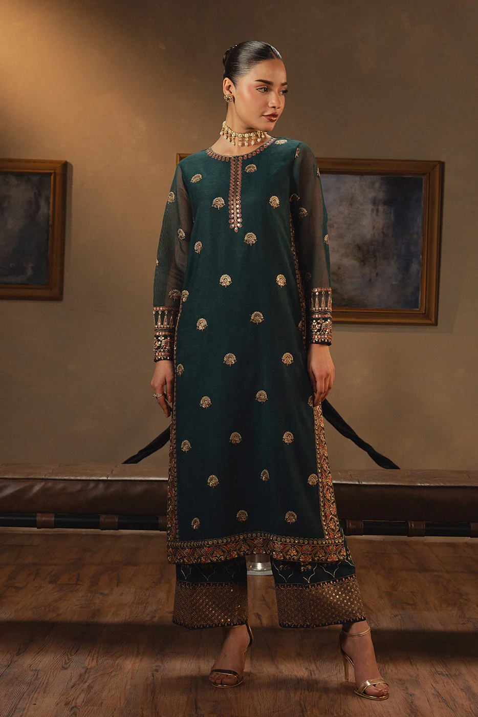 2 PIECE EMBROIDERED COTTON NET SUIT (LUXURY PRET) - Image 3