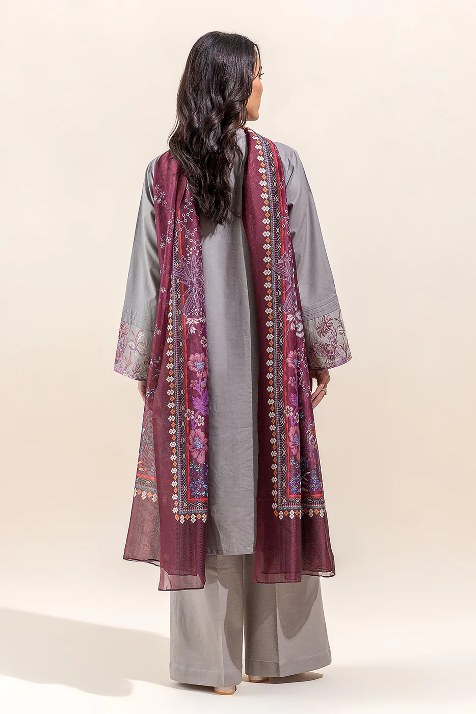 3 PIECE EMBROIDERED LAWN SUIT-CLOUD CURRANT (UNSTITCHED) - Image 5