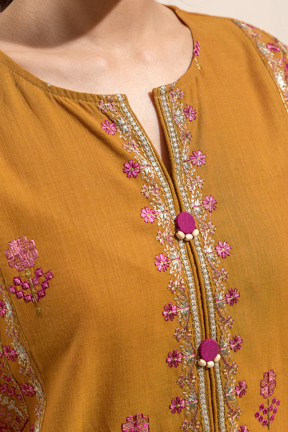 2 PIECE - EMBROIDERED KHADDAR SUIT - GLAZING AURA - Image 5