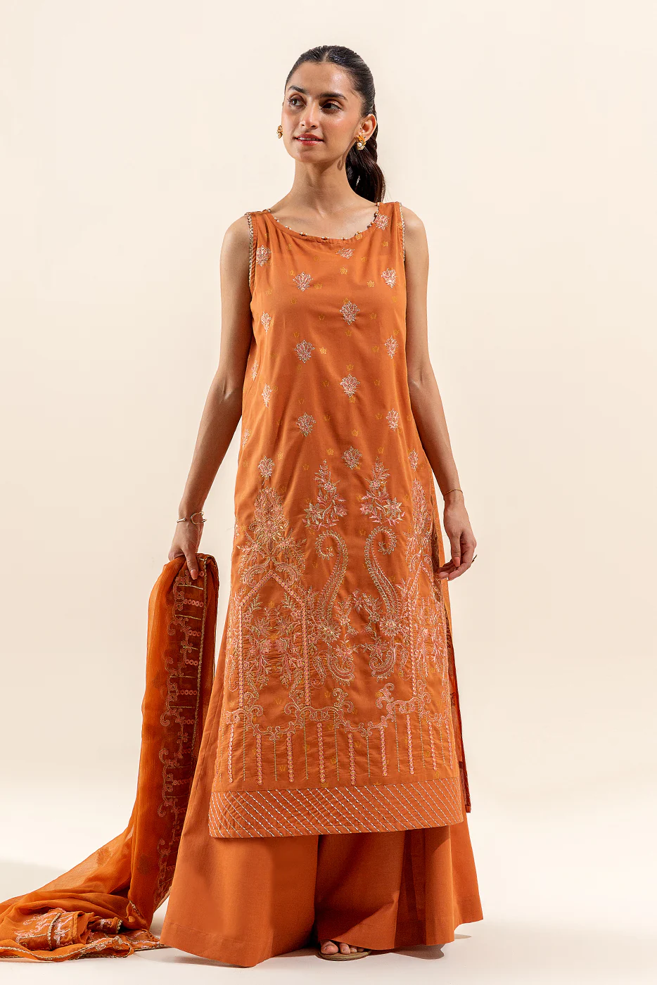 3 PIECE EMBROIDERED LAWN SUIT-SUNSET YAM (UNSTITCHED) - Image 3