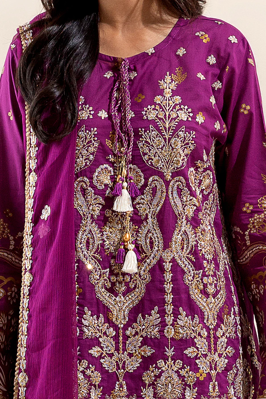 3 PIECE EMBROIDERED LAWN SUIT-MAGENTA DREAM (UNSTITCHED) - Image 3
