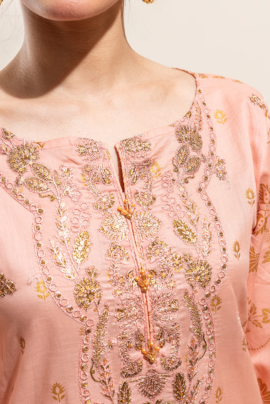 3 PIECE EMBROIDERED LAWN SUIT-ROSETTE DAWN (UNSTITCHED) - Image 4