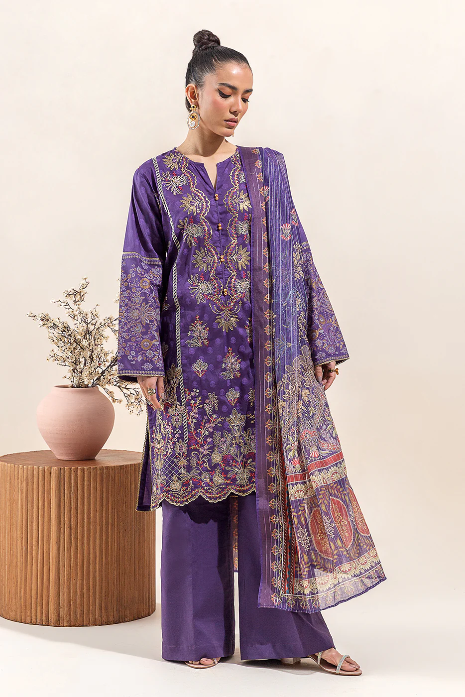 3 PIECE EMBROIDERED LAWN SUIT-ENIGMATIC CHARM (UNSTITCHED) - Image 2