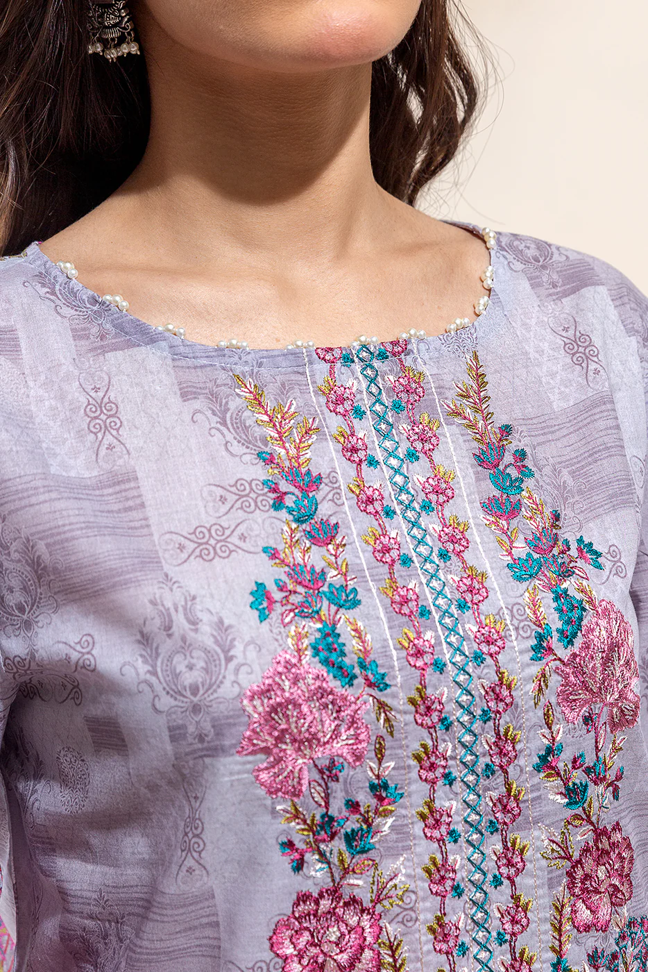 3 PIECE - EMBROIDERED LAWN SUIT - ZENITH PLUM (UNSTITCHED) - Image 4