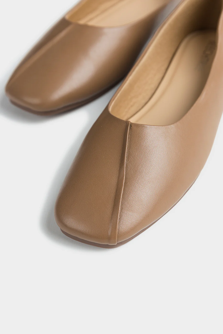 FOOTWEAR - Image 4