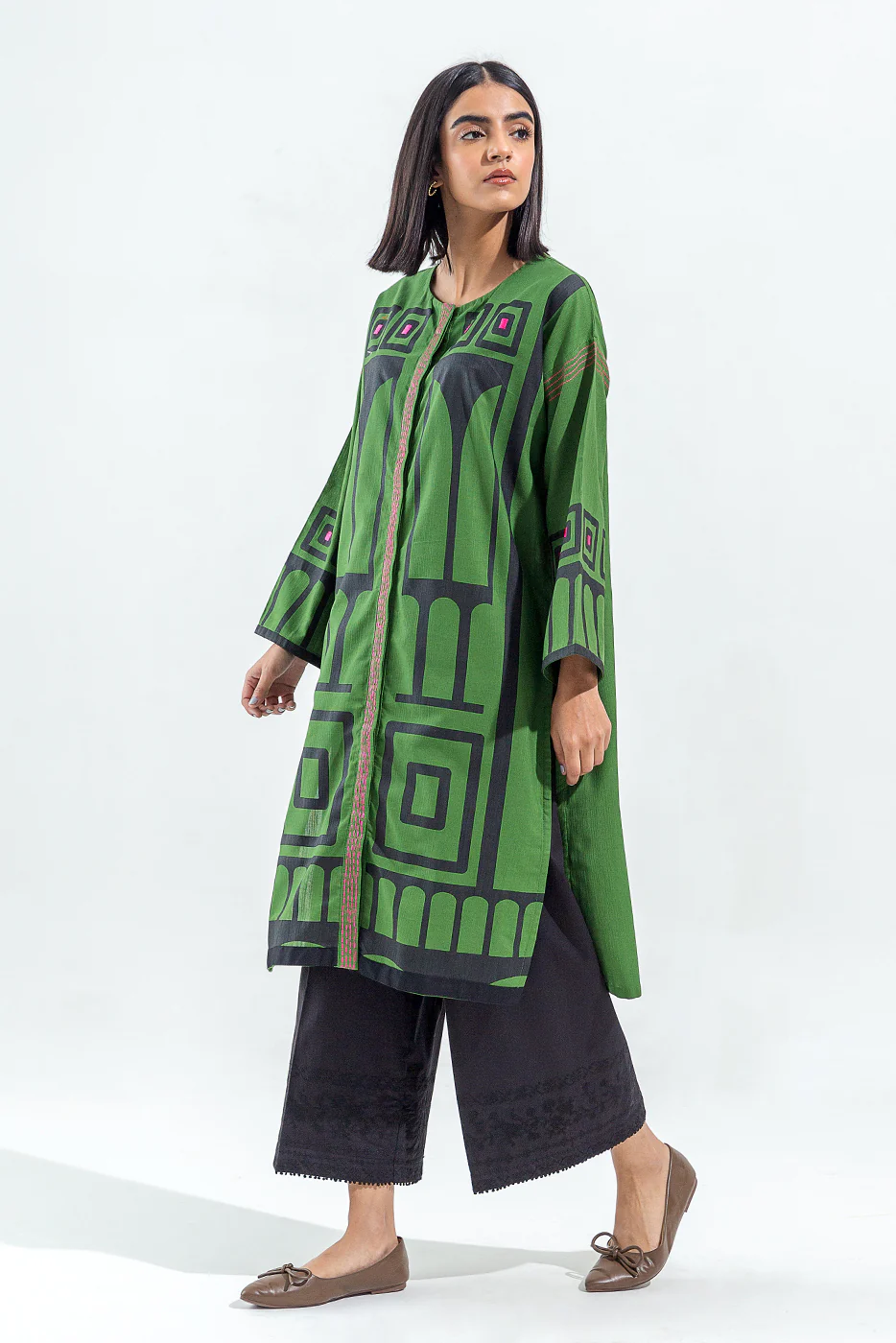 EMBROIDERED SLUB KHADDAR SHIRT (PRET) - Image 3