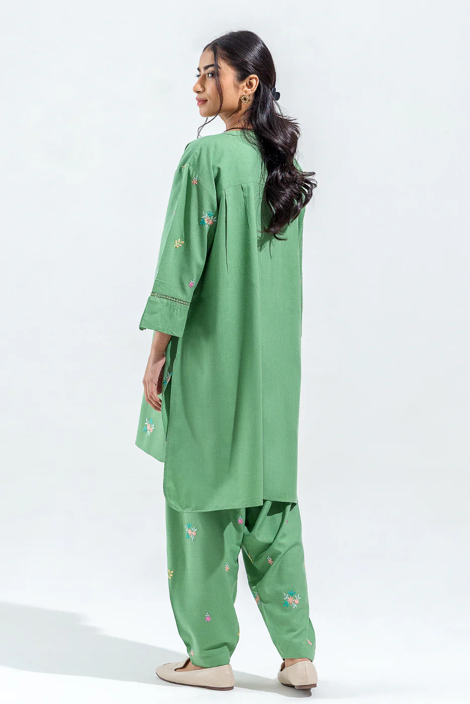 2 PIECE EMBROIDERED CHAMBRAY SUIT (PRET) - Image 3