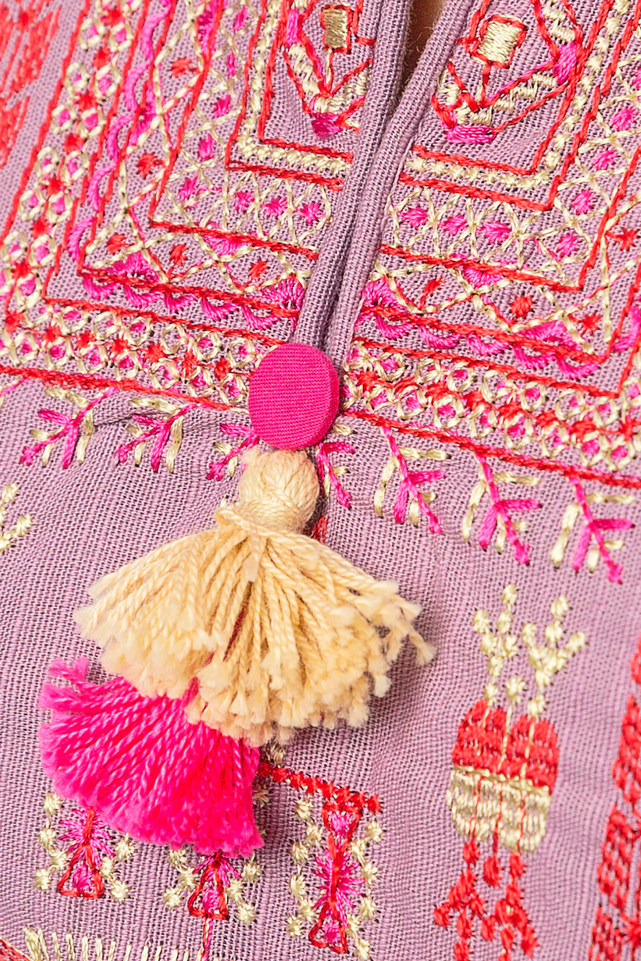 2 PIECE EMBROIDERED SLUB KHADDAR SUIT (PRET) - Image 4