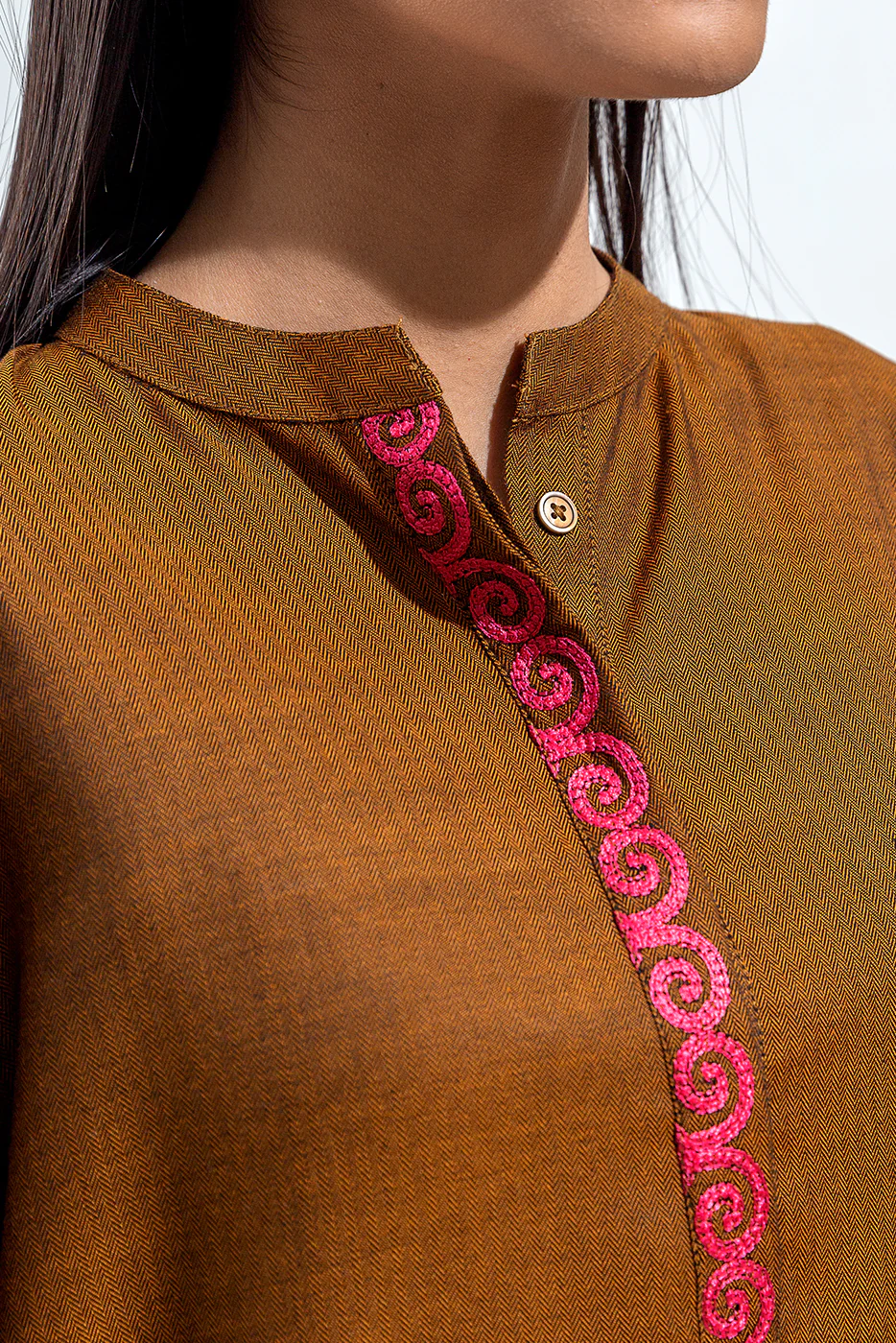 EMBROIDERED YARN DYED SHIRT(PRET) - Image 3