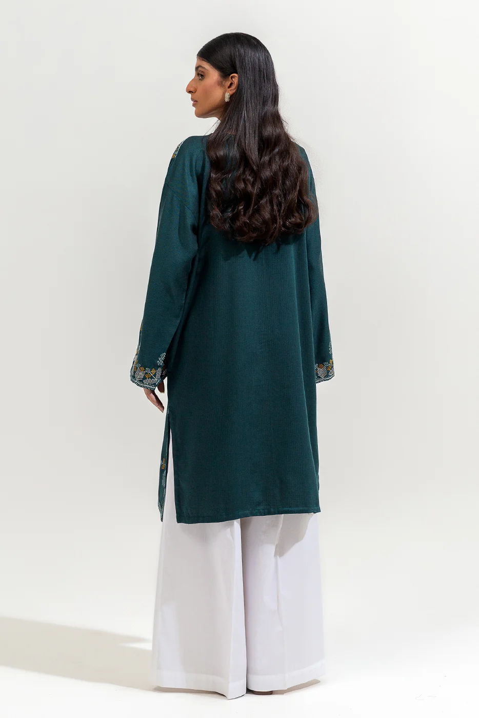 EMBROIDERED LAWN SHIRT (PRET) - Image 3