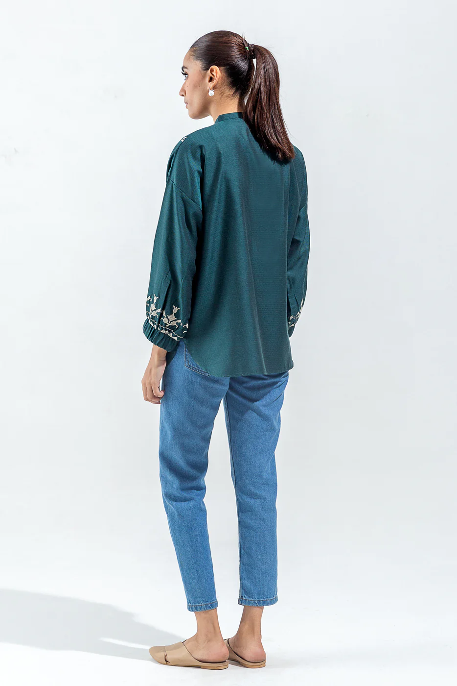 EMBROIDERED YARN DYED TOP (PRET) - Image 3