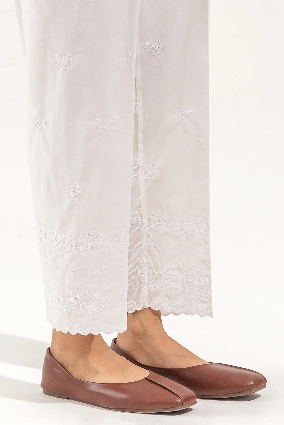 BASIC STRAIGHT PANTS