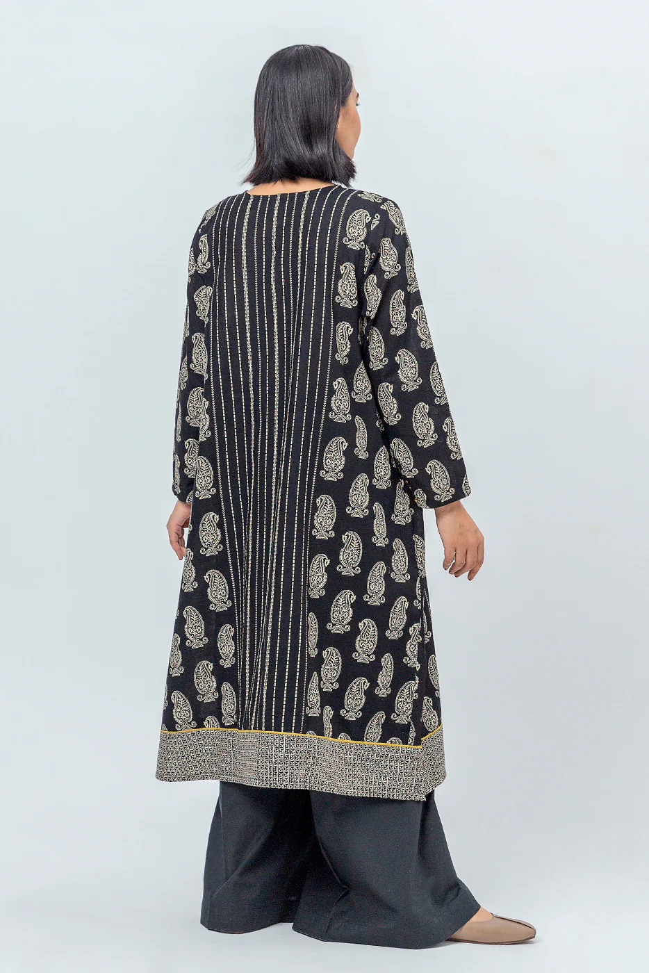 PRINTED KHADDAR SHIRT (PRET) - Image 3