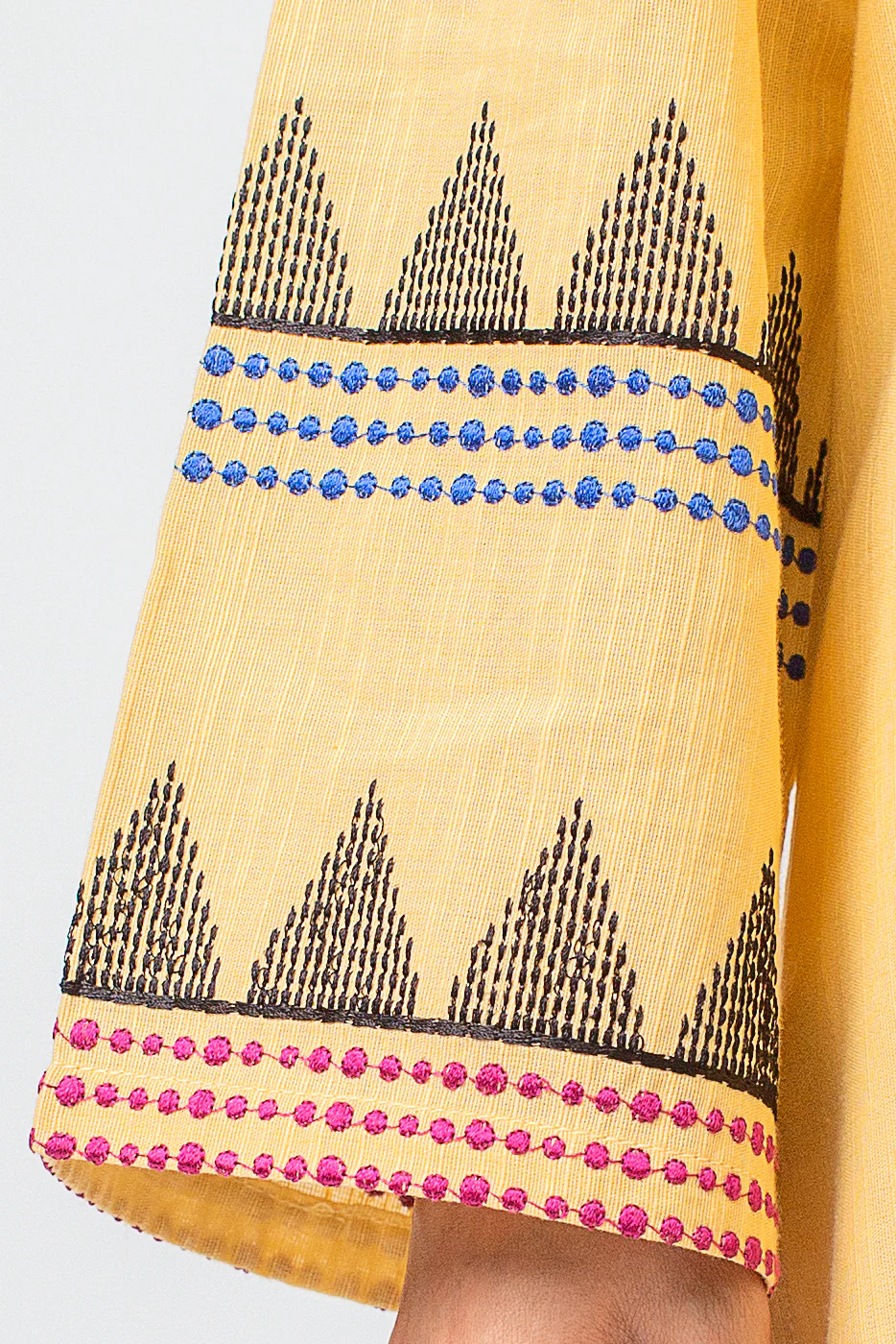 EMBROIDERED SLUB KHADDAR SHIRT (PRET) - Image 3