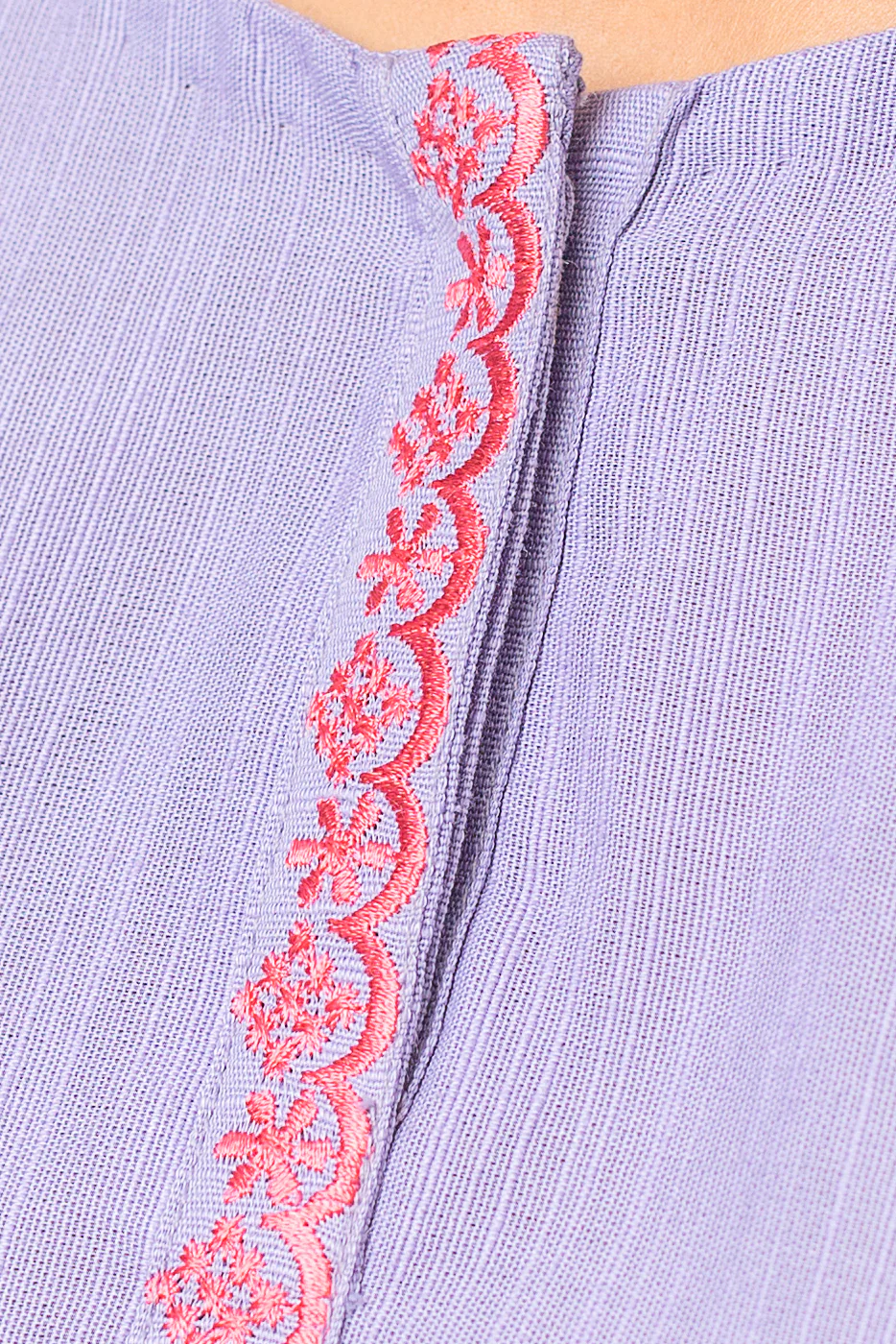 EMBROIDERED SLUB KHADDAR SHIRT (PRET) - Image 4