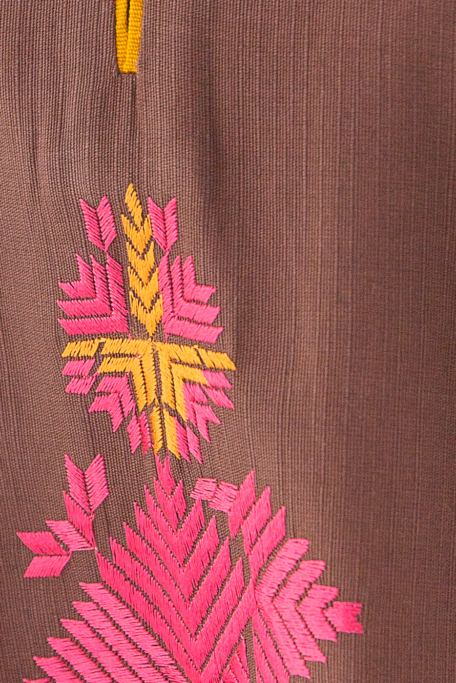 EMBROIDERED SLUB KHADDAR SHIRT (PRET) - Image 2
