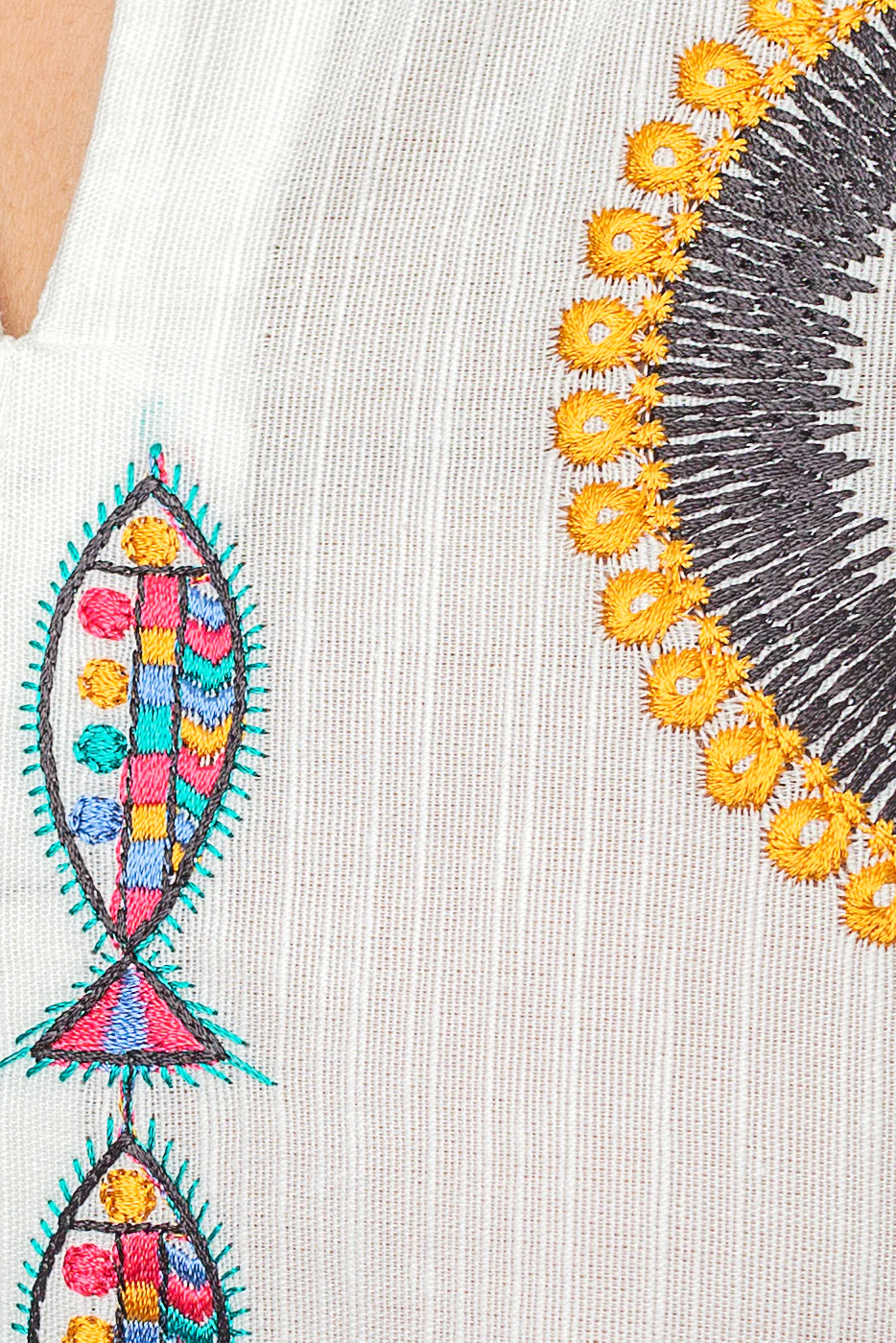 EMBROIDERED SLUB KHADDAR SHIRT (PRET) - Image 4