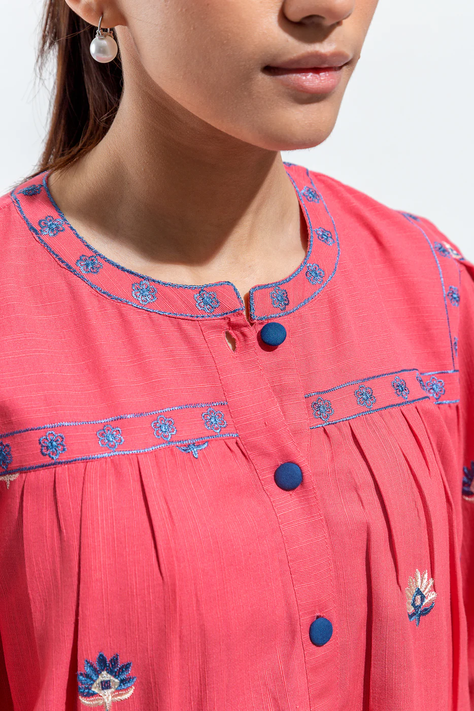 EMBROIDERED SLUB KHADDAR TOP (PRET) - Image 3