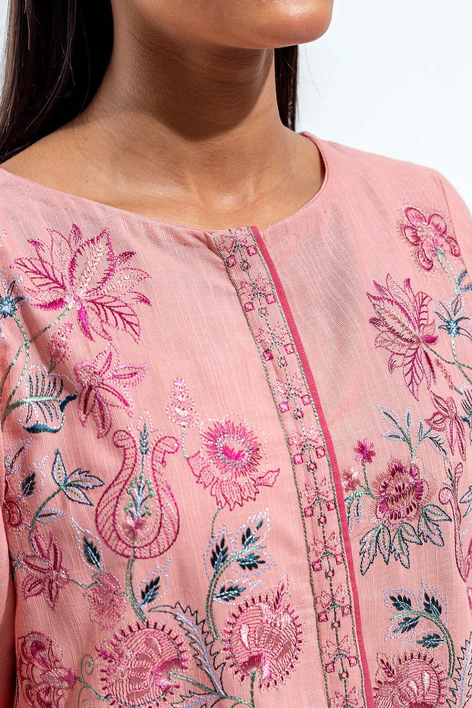 EMBROIDERED SLUB KHADDAR SHIRT (PRET) - Image 4
