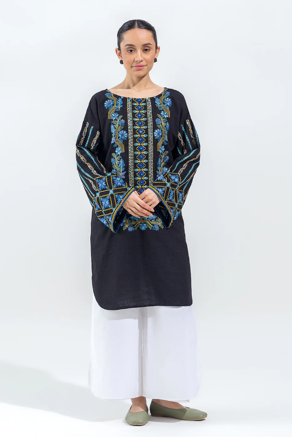 EMBROIDERED SLUB KHADDAR SHIRT (PRET) - Image 2