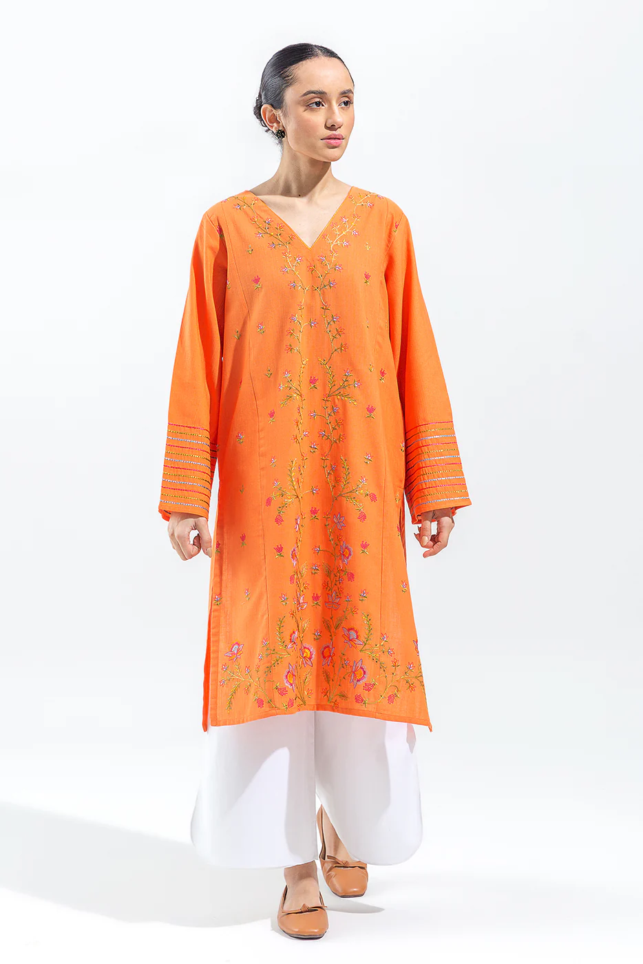 EMBROIDERED SLUB KHADDAR SHIRT (PRET) - Image 2